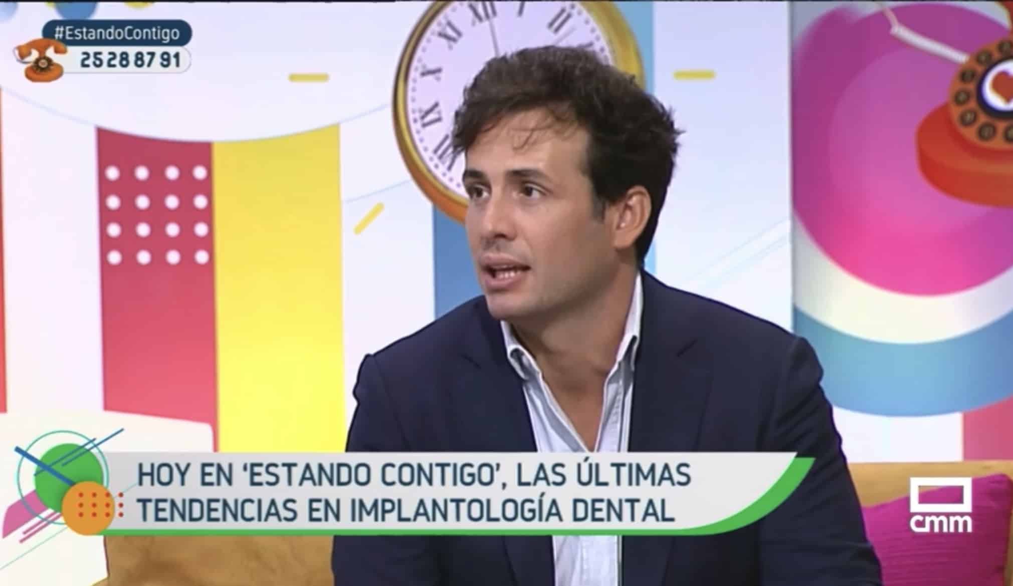 IMG_3390 El Dr. José Luis Mejía nos cuenta los secretos de los implantes cigomáticos en el programa «Estando Contigo»